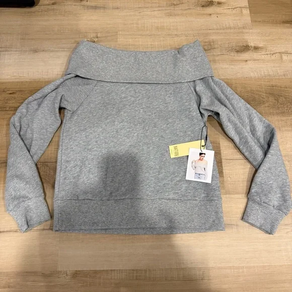 Nation LTD Women’s Barbie Off-The-Shoulder Sweatshirt size small - Picture 2 of 6